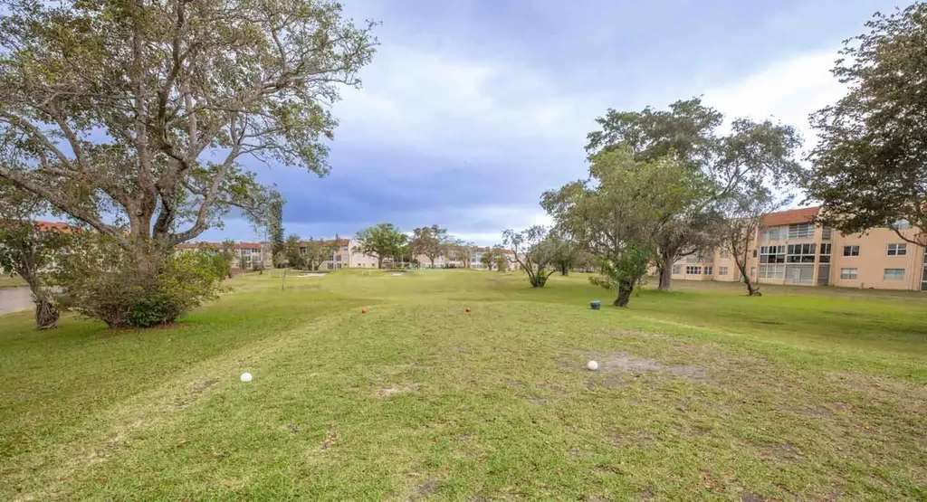 9041 Sunrise Lakes Boulevard Sunrise FL 33322