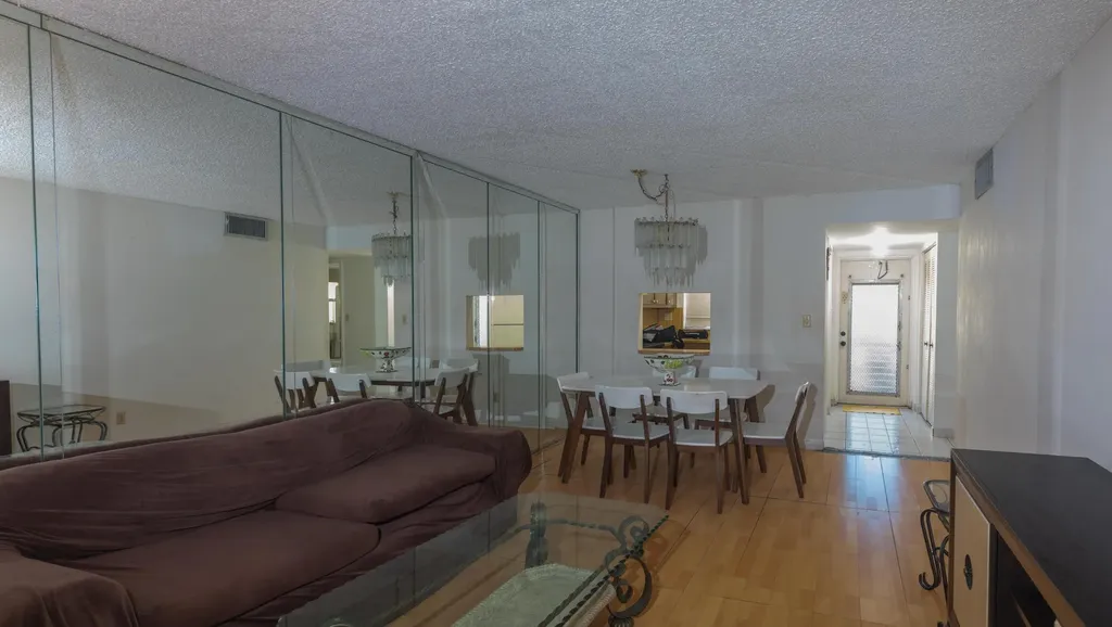 9041 Sunrise Lakes Boulevard Sunrise FL 33322