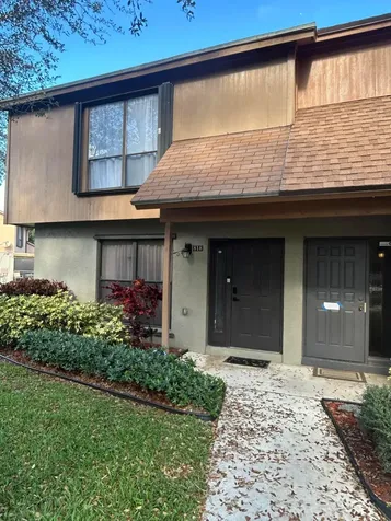 818 Sandtree Drive Palm Beach Gardens FL 33403