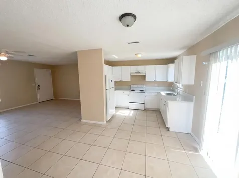 1118 SE Proctor Lane Port St Lucie FL 34983