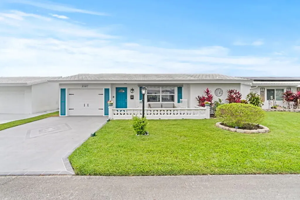 2387 SW 13th Terrace Boynton Beach FL 33426