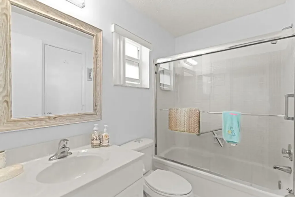 2387 SW 13th Terrace Boynton Beach FL 33426