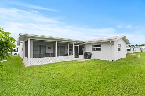 2387 SW 13th Terrace Boynton Beach FL 33426