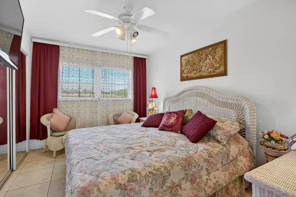 100 SE 6th Avenue Pompano Beach FL 33060