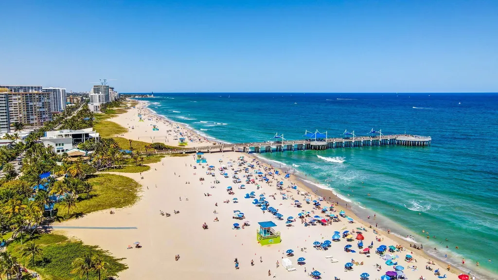 100 SE 6th Avenue Pompano Beach FL 33060
