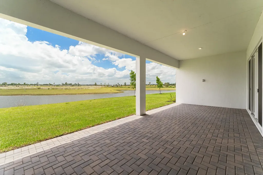 10724 SW Mistarva Place Port St Lucie FL 34987