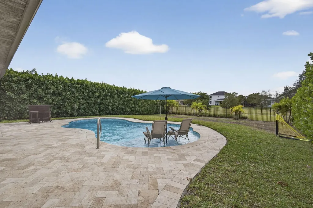 929 Sterling Pine Place The Acreage FL 33470