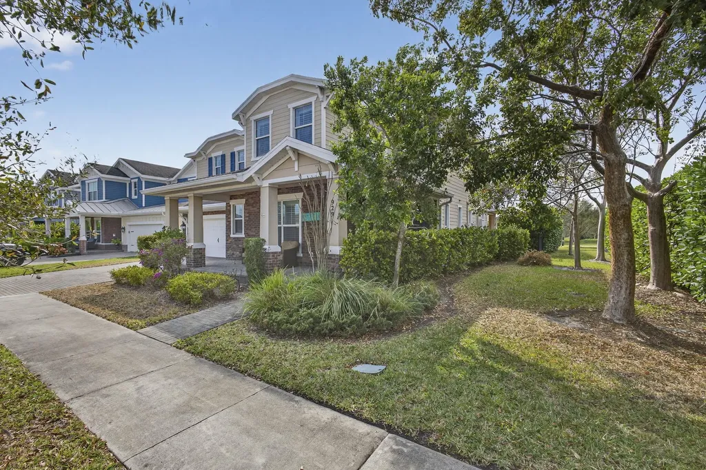 929 Sterling Pine Place The Acreage FL 33470