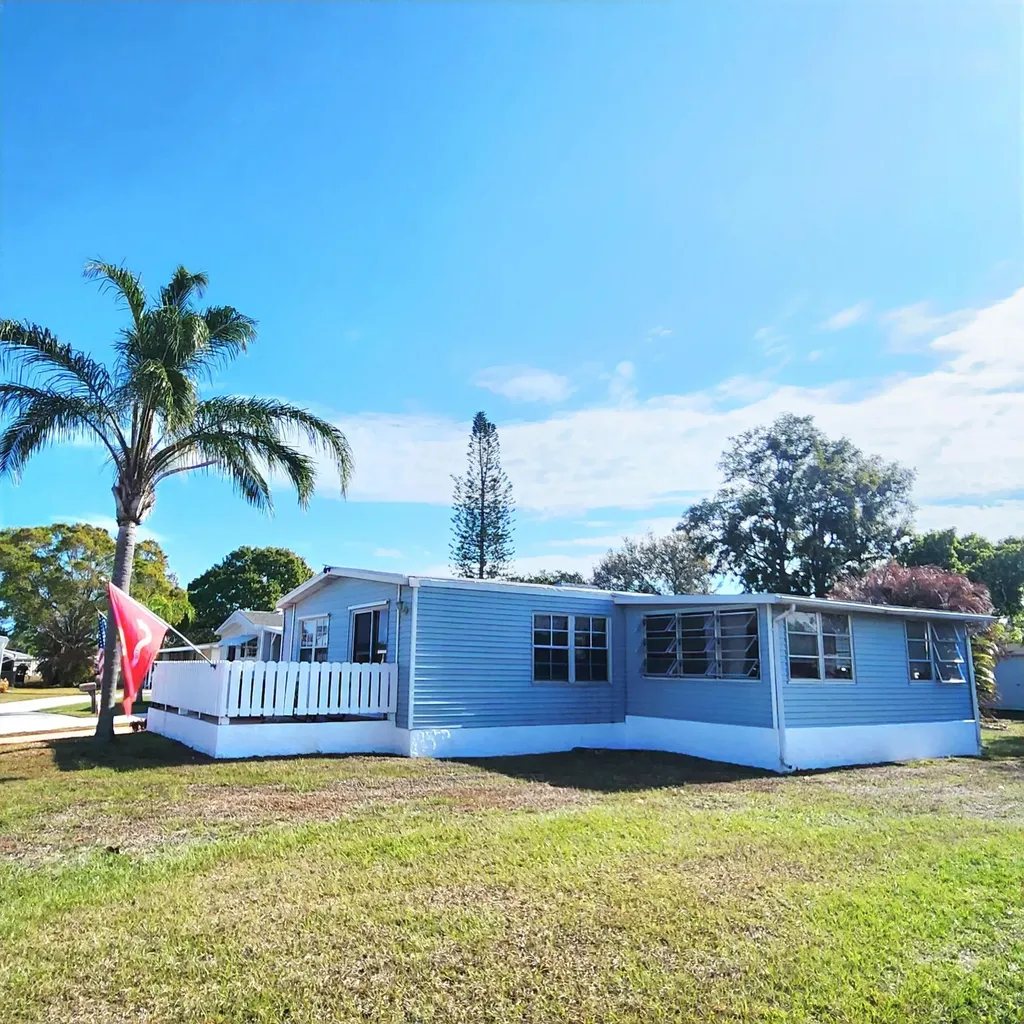 4 Cartagesa Port St Lucie FL 34952