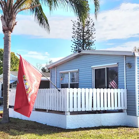 4 Cartagesa Port St Lucie FL 34952