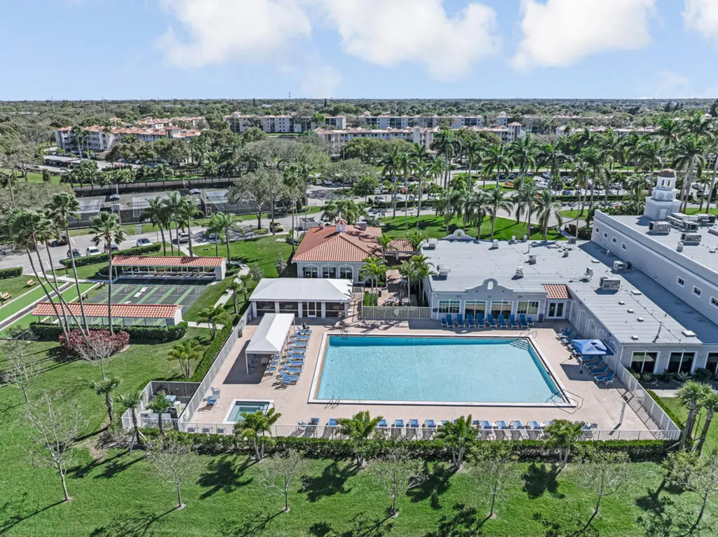6235 Kings Gate Circle Delray Beach FL 33484