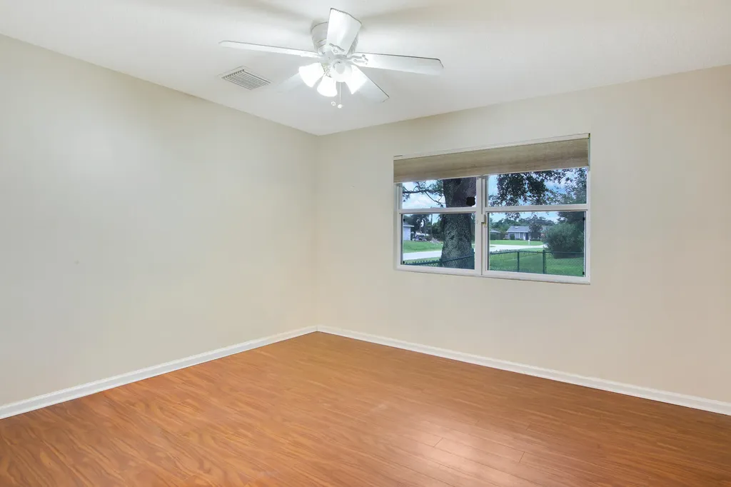 1198 SE Petunia Avenue Port St Lucie FL 34952