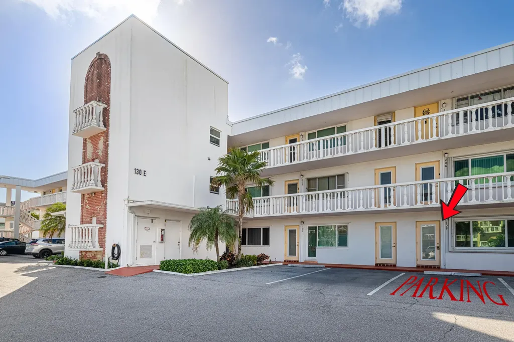 130 Doolen Court North Palm Beach FL 33408