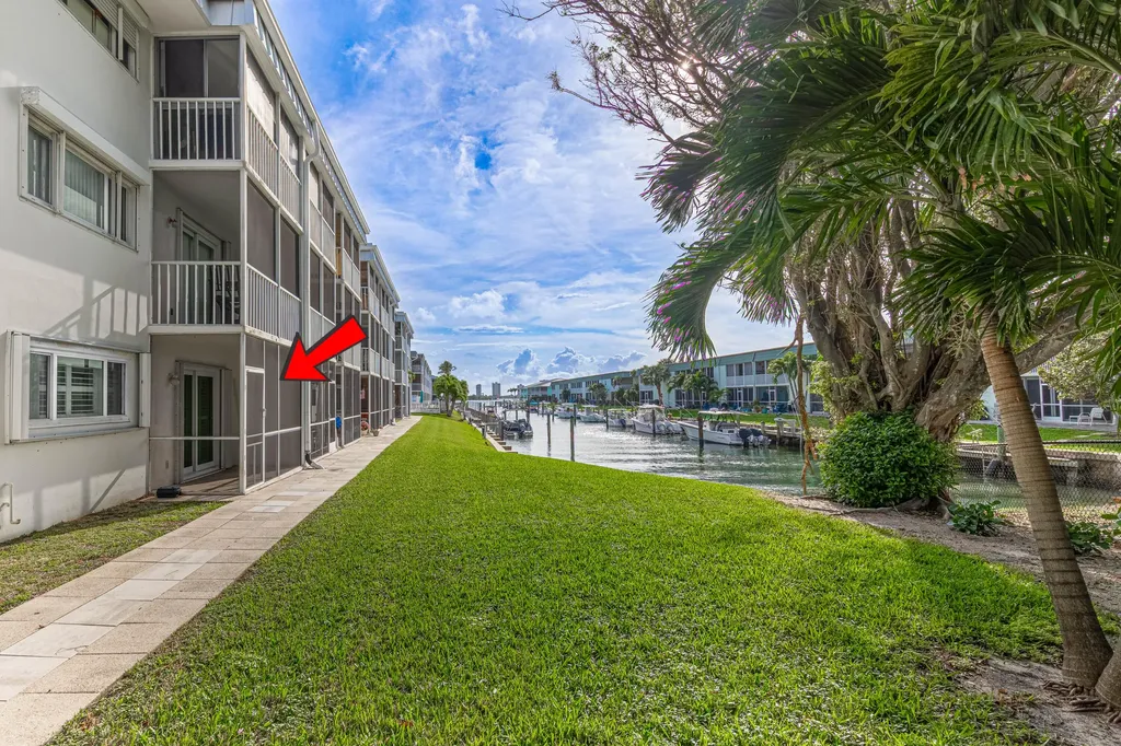 130 Doolen Court North Palm Beach FL 33408