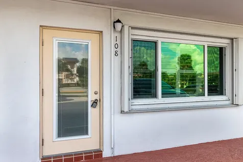 130 Doolen Court North Palm Beach FL 33408