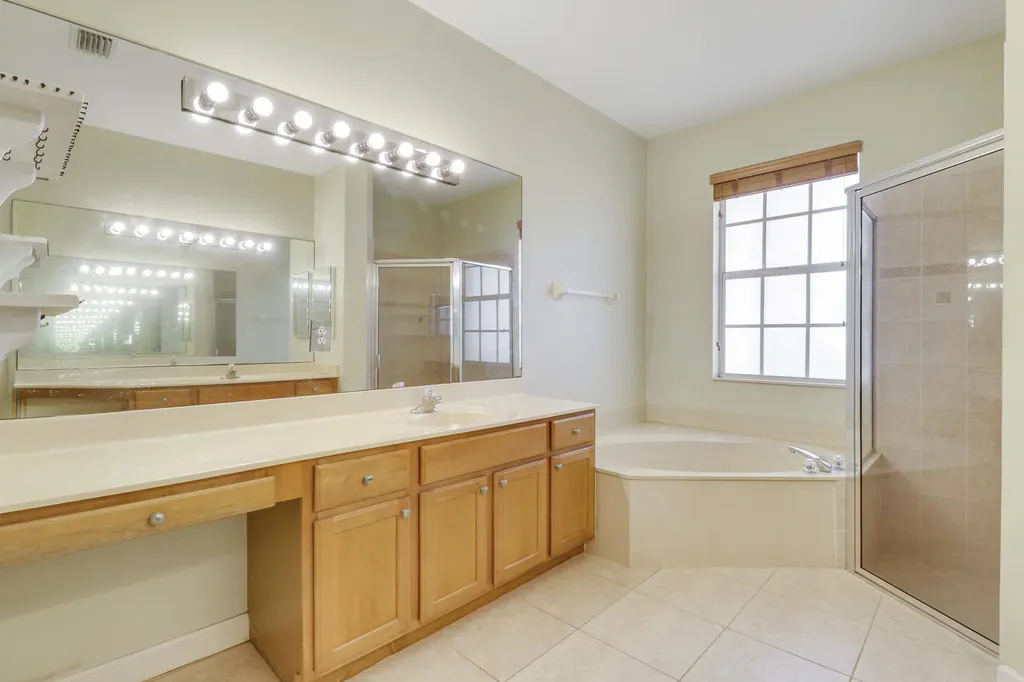3804 Victoria Road West Palm Beach FL 33411