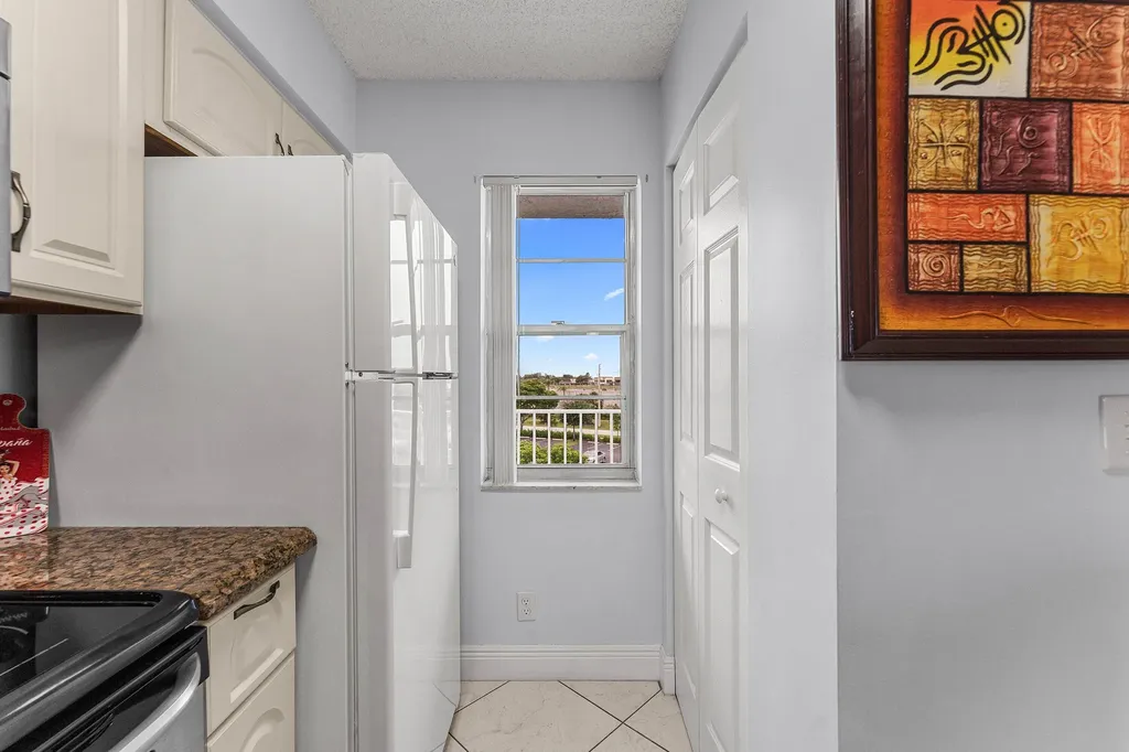 2222 N Cypress Bend Drive Pompano Beach FL 33069