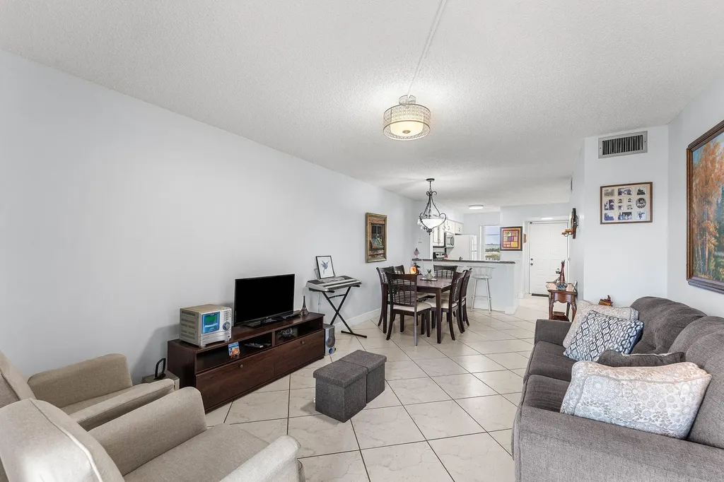 2222 N Cypress Bend Drive Pompano Beach FL 33069