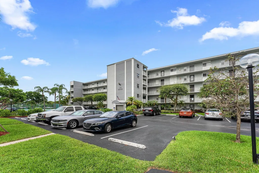 2222 N Cypress Bend Drive Pompano Beach FL 33069