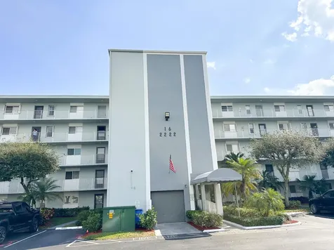 2222 N Cypress Bend Drive Pompano Beach FL 33069