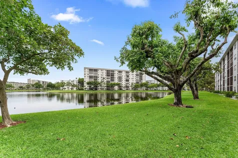 2222 N Cypress Bend Drive Pompano Beach FL 33069