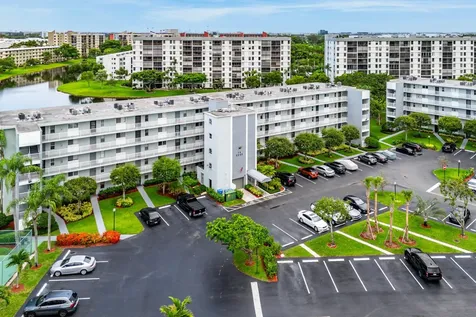 2222 N Cypress Bend Drive Pompano Beach FL 33069