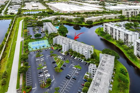 2222 N Cypress Bend Drive Pompano Beach FL 33069