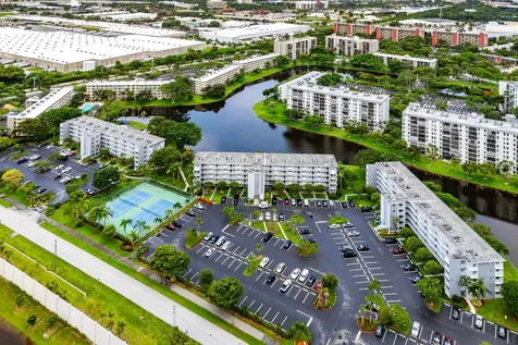 2222 N Cypress Bend Drive Pompano Beach FL 33069