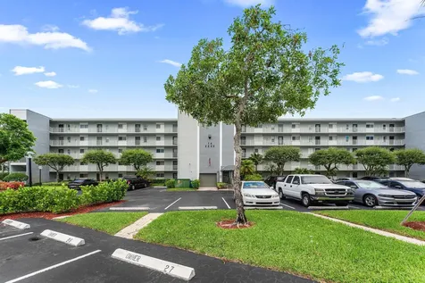 2222 N Cypress Bend Drive Pompano Beach FL 33069
