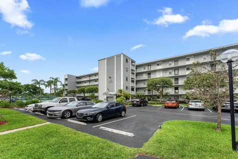 2222 N Cypress Bend Drive Pompano Beach FL 33069