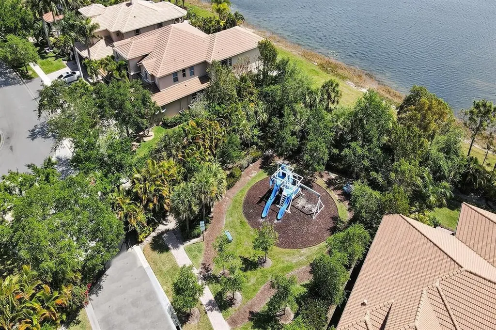 8952 Cypress Grove Lane West Palm Beach FL 33411