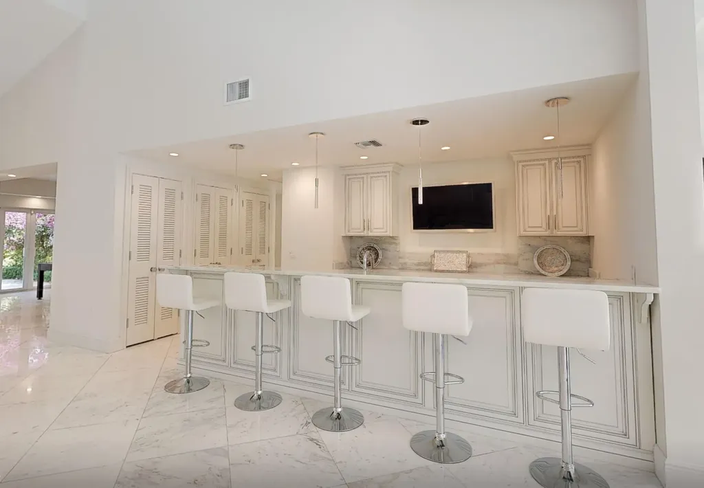 355 Oakview Drive Delray Beach FL 33445