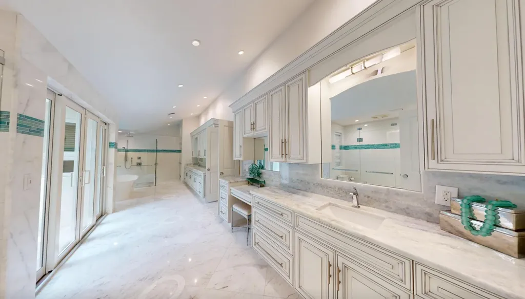 355 Oakview Drive Delray Beach FL 33445