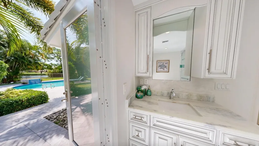 355 Oakview Drive Delray Beach FL 33445