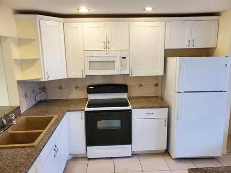 4345 Lucerne Villas Lane Lake Worth FL 33467