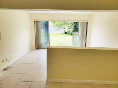 4345 Lucerne Villas Lane Lake Worth FL 33467