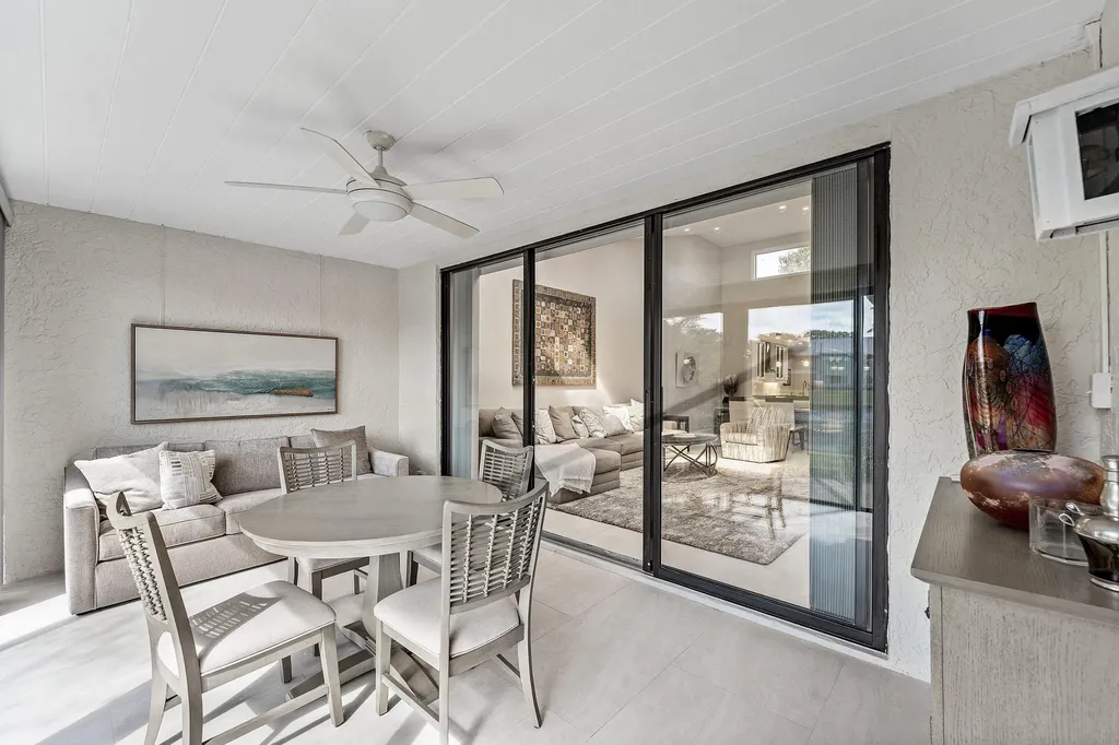 12 Eastgate Drive Boynton Beach FL 33436