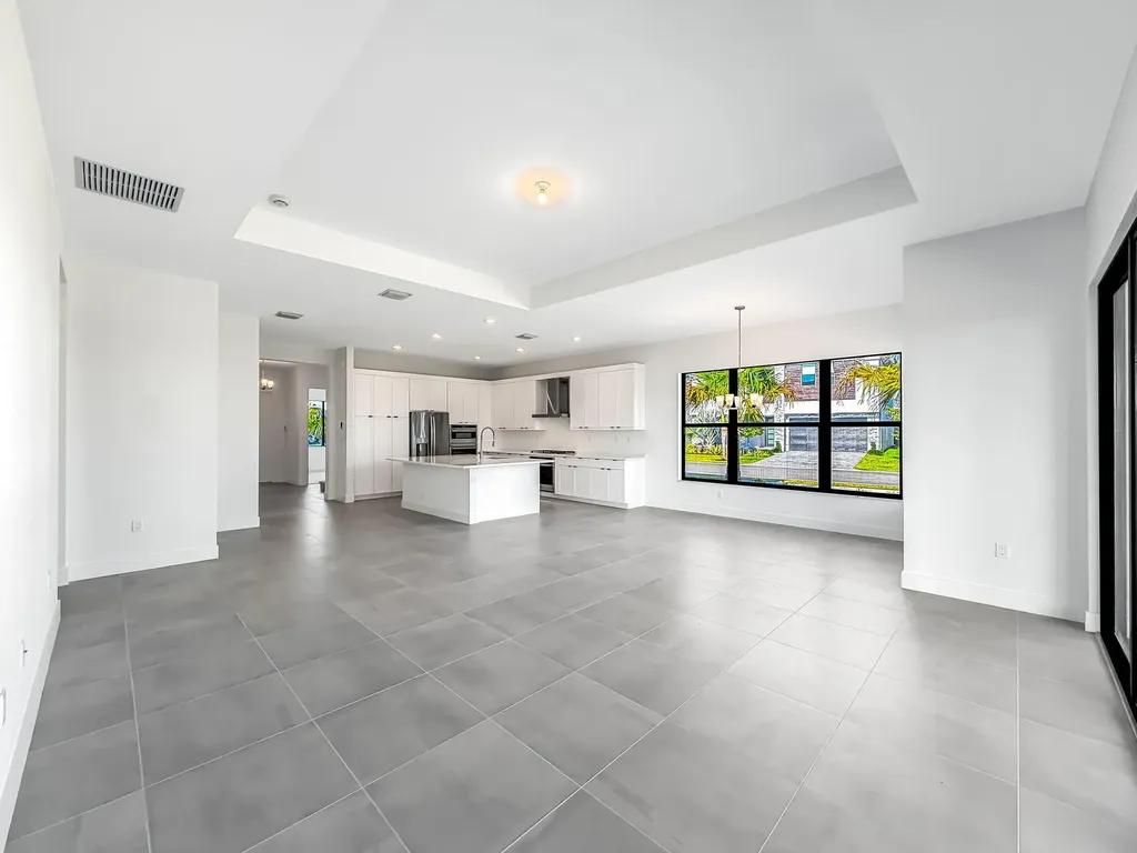 8286 Fishers Island Way Boca Raton FL 33434