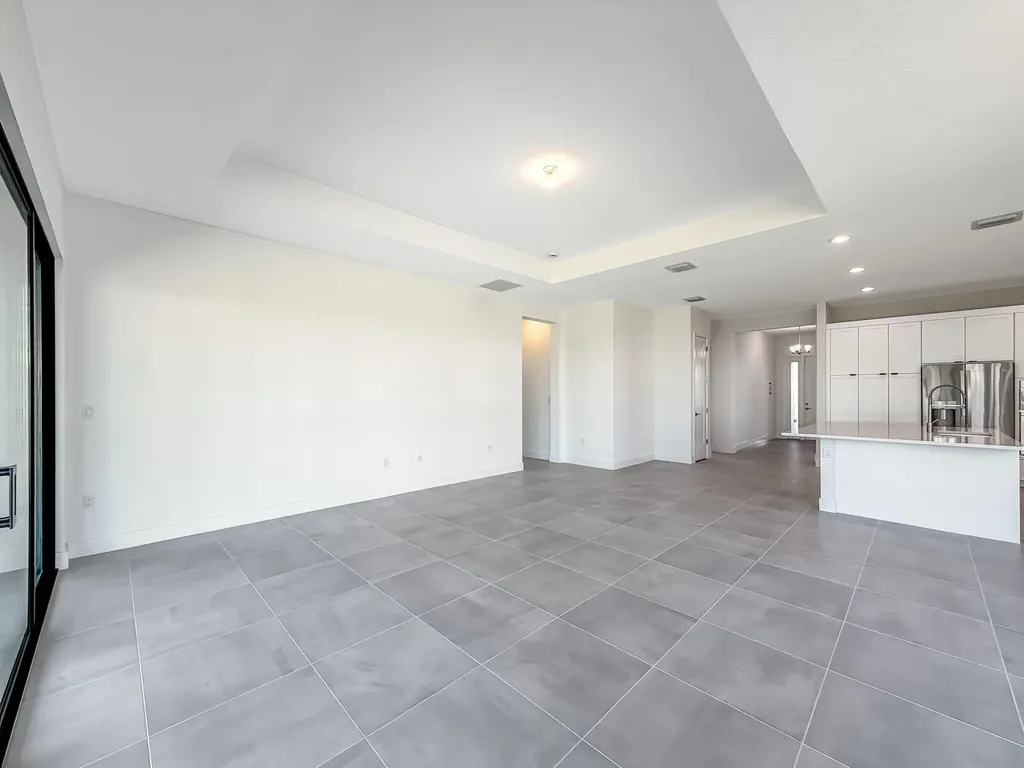 8286 Fishers Island Way Boca Raton FL 33434