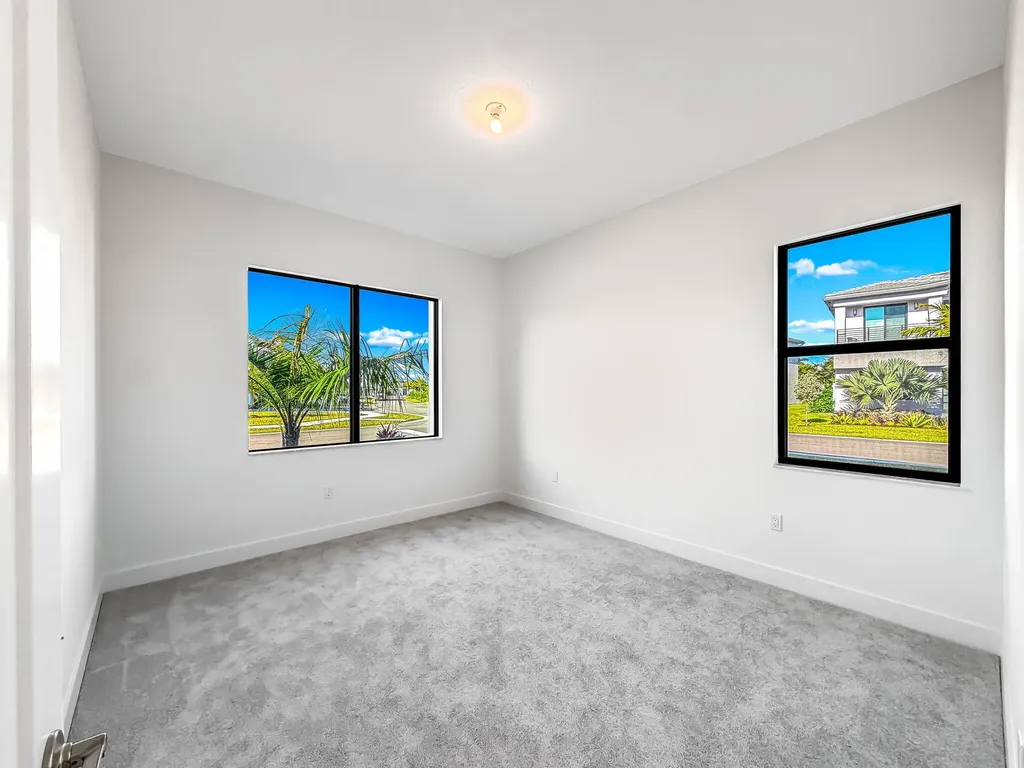 8286 Fishers Island Way Boca Raton FL 33434