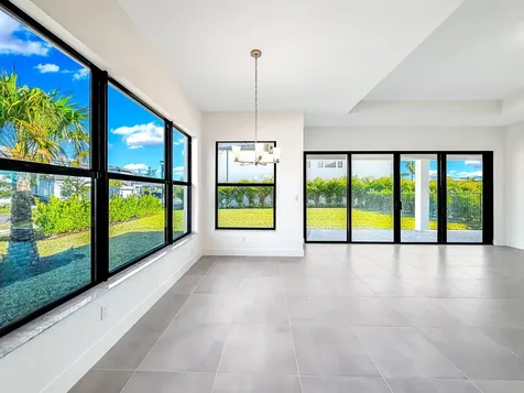 8286 Fishers Island Way Boca Raton FL 33434