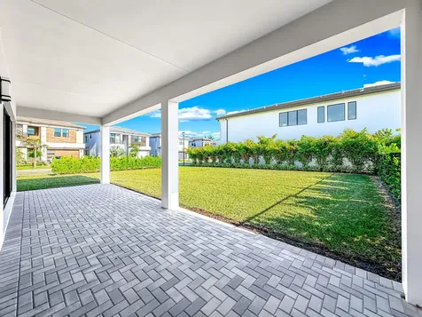8286 Fishers Island Way Boca Raton FL 33434