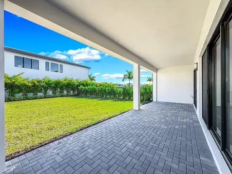 8286 Fishers Island Way Boca Raton FL 33434