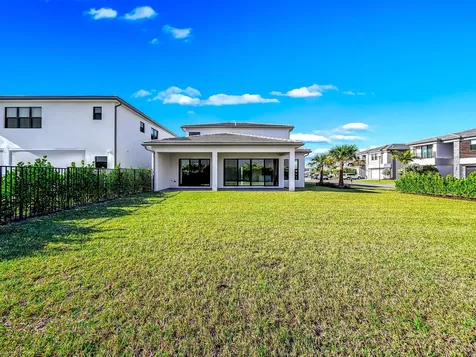 8286 Fishers Island Way Boca Raton FL 33434