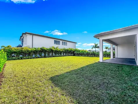 8286 Fishers Island Way Boca Raton FL 33434