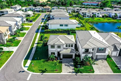 8286 Fishers Island Way Boca Raton FL 33434
