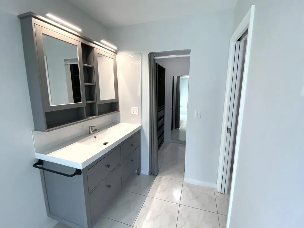 1110 Cactus Terrace Delray Beach FL 33445