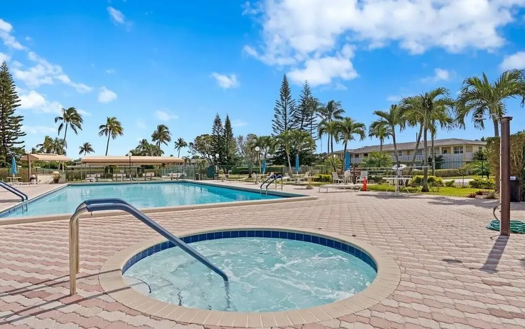1110 Cactus Terrace Delray Beach FL 33445