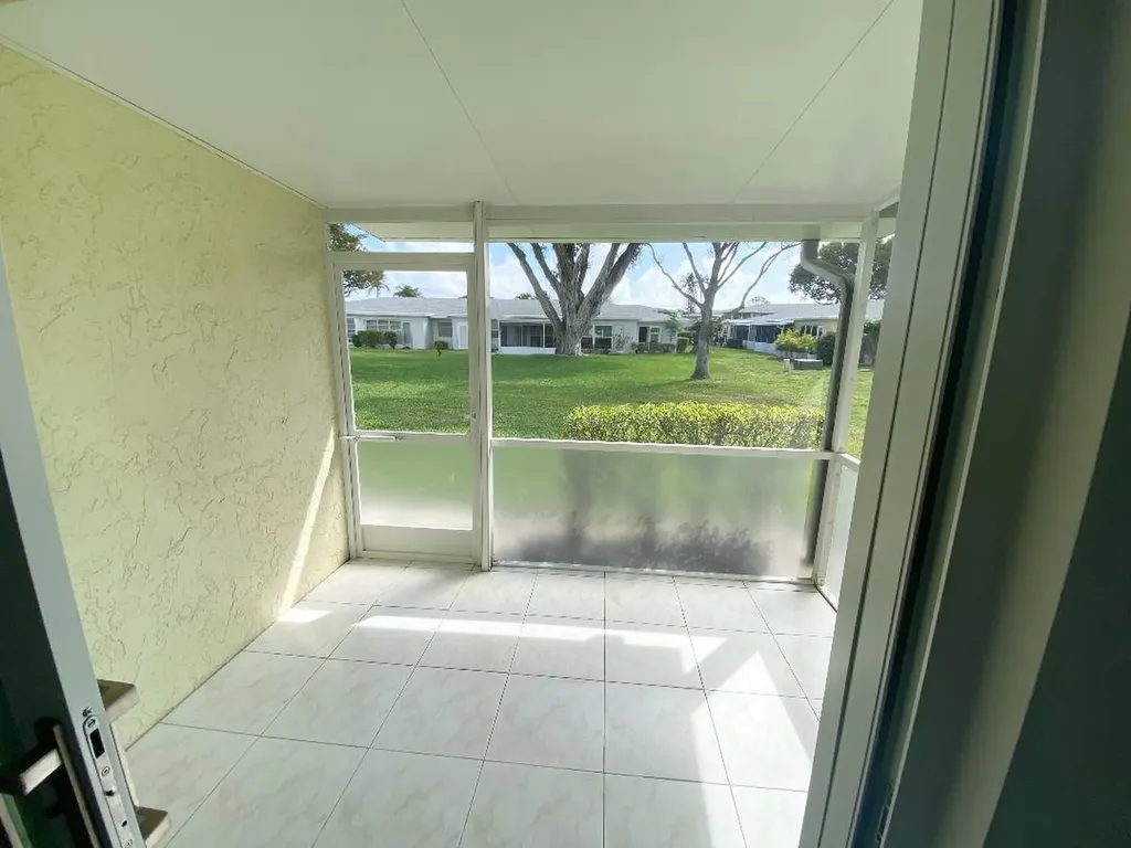 1110 Cactus Terrace Delray Beach FL 33445