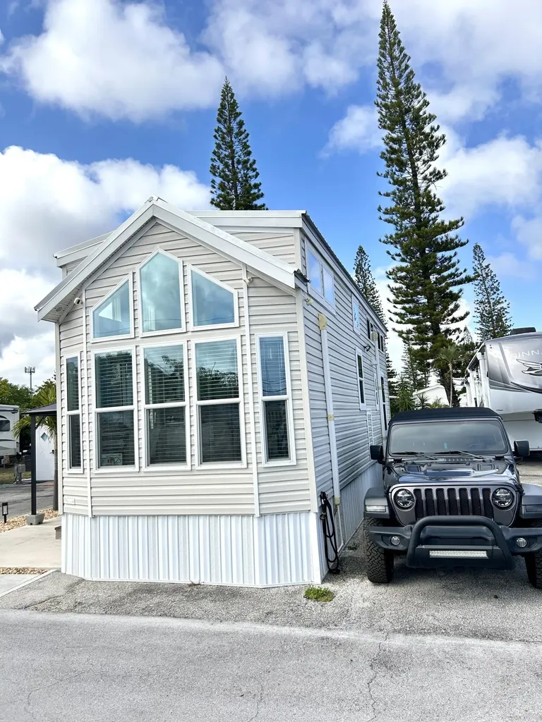 875 NE 48 Th Street Pompano Beach FL 33064